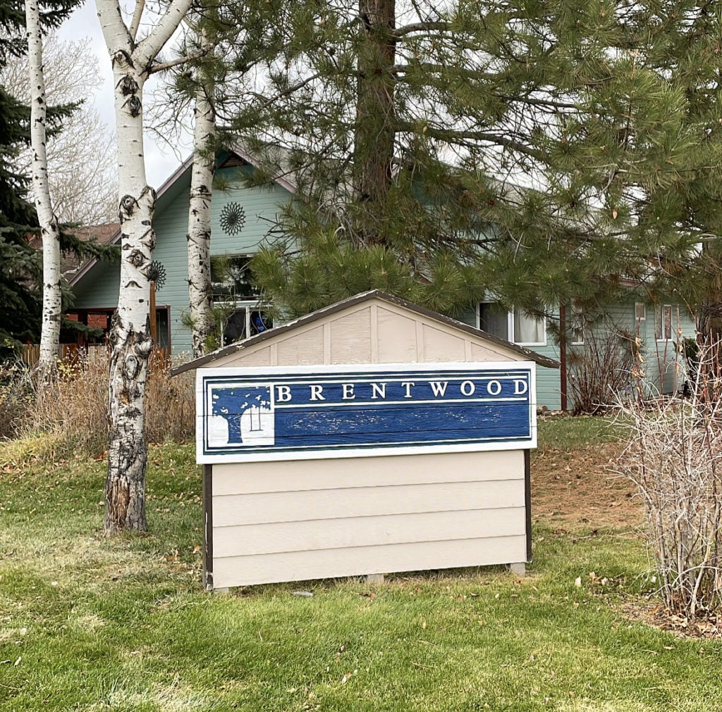 signage leading into the brentwood subdivision