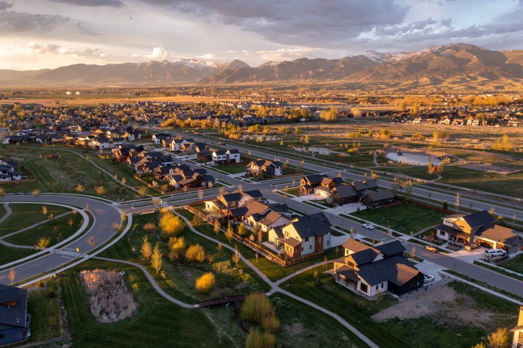 1698 Ryun Sun Way, Bozeman