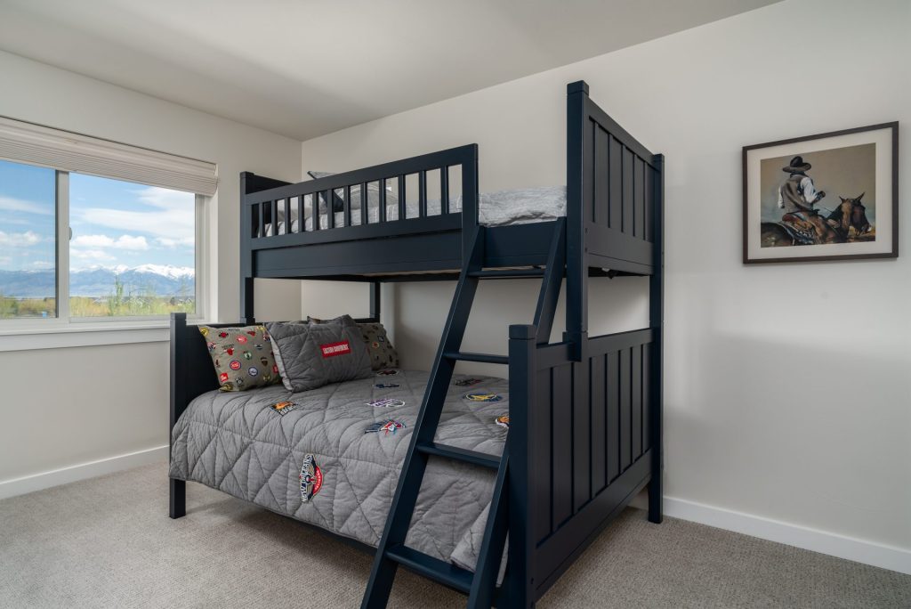 1698 Ryun Sun Way, Bozeman