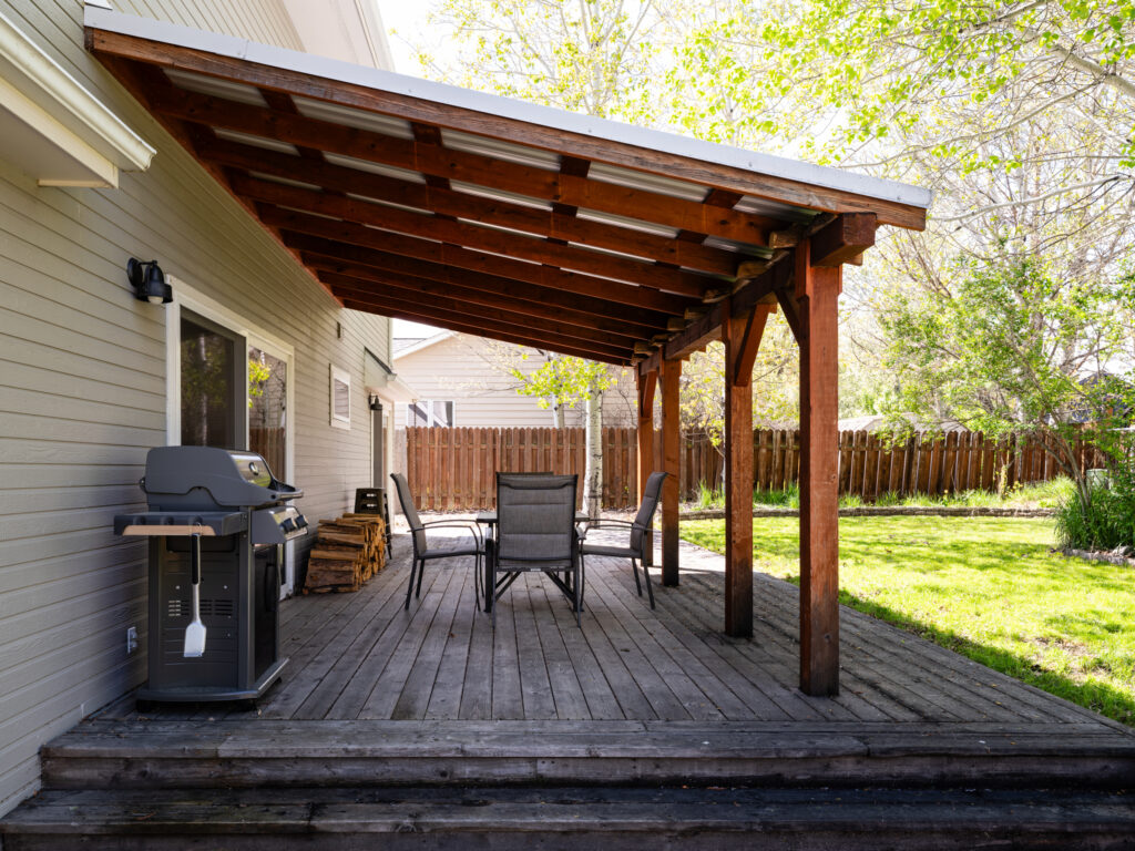 507 Flathead, back patio