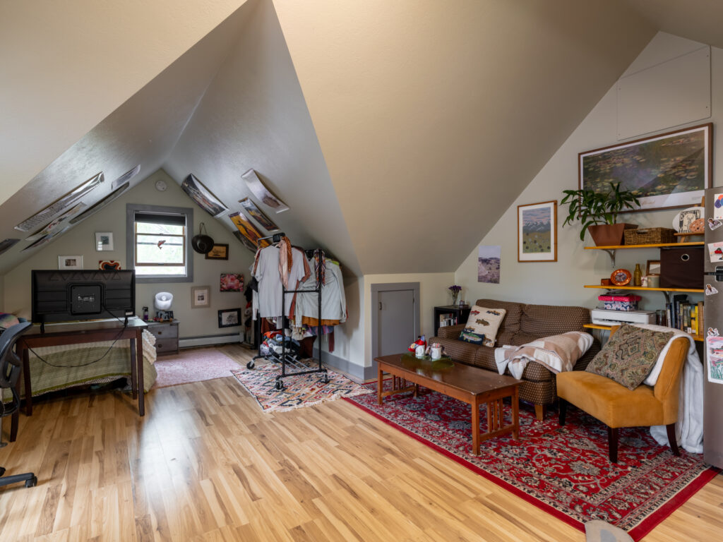 507 Flathead, ADU living room with bedroom