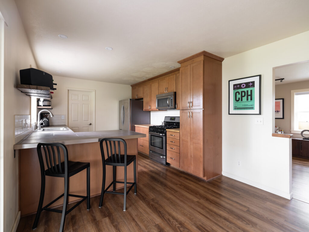 507 Flathead, kitchen