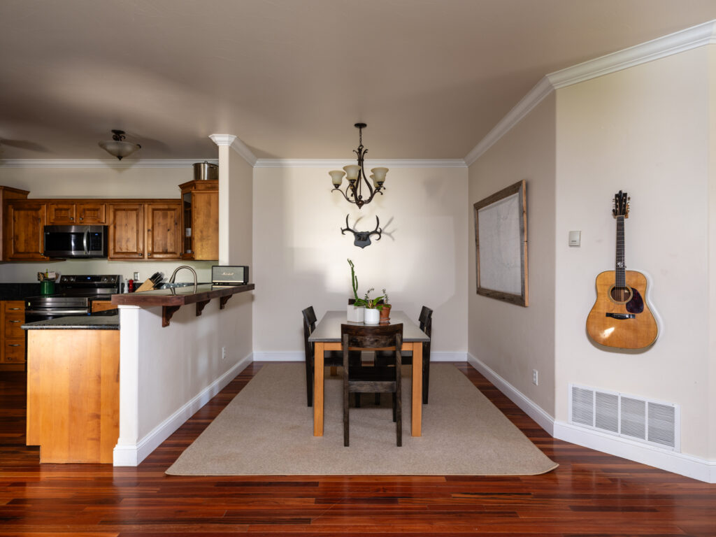 243 Ferguson, Unit 1, dining room
