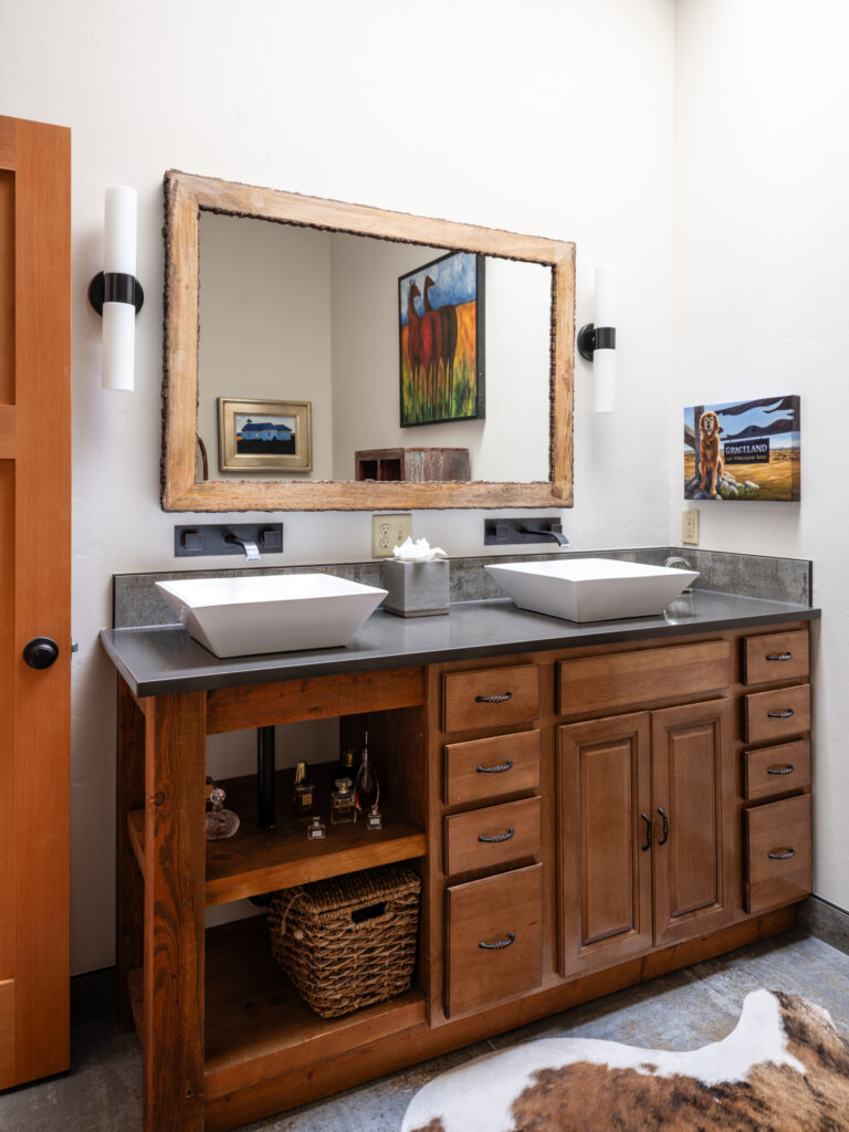 147 O’Halloran Rd, primary bathroom sinks