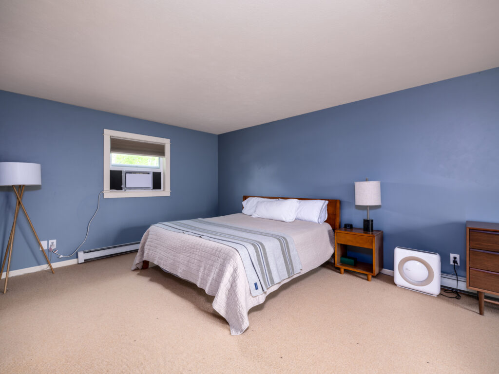 507 Flathead, primary bedroom