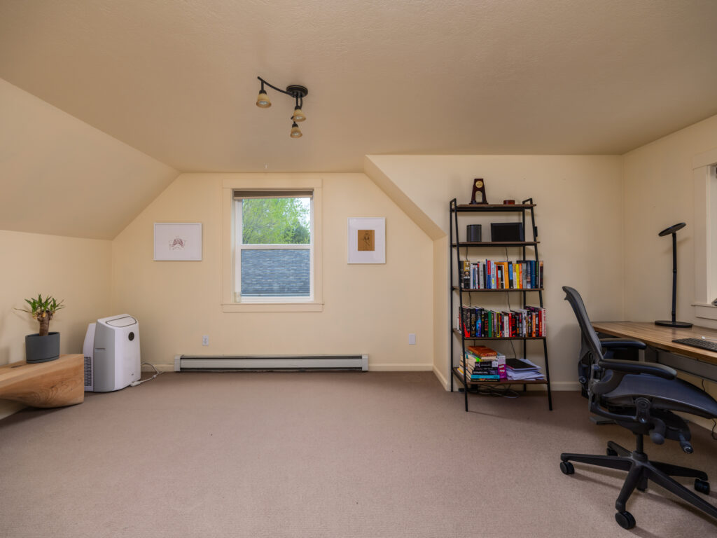 507 Flathead, 2nd bedroom window