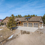 449 Minni Hall - House front