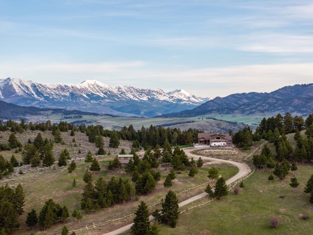 449 Minni Hall, aerial of property