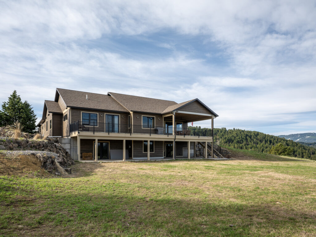 449 Minni Hall, exterior north side