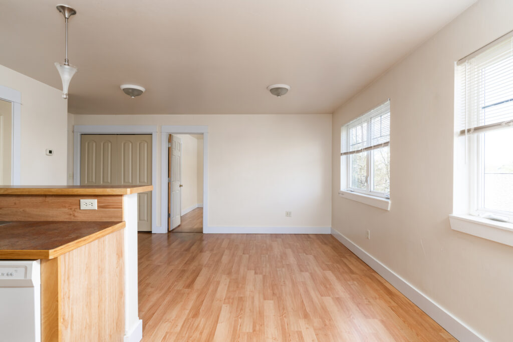 2115 Durston Rd, Unit 11, living room