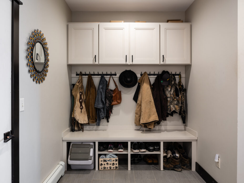 449 Minni Hall, laundry room coat rack
