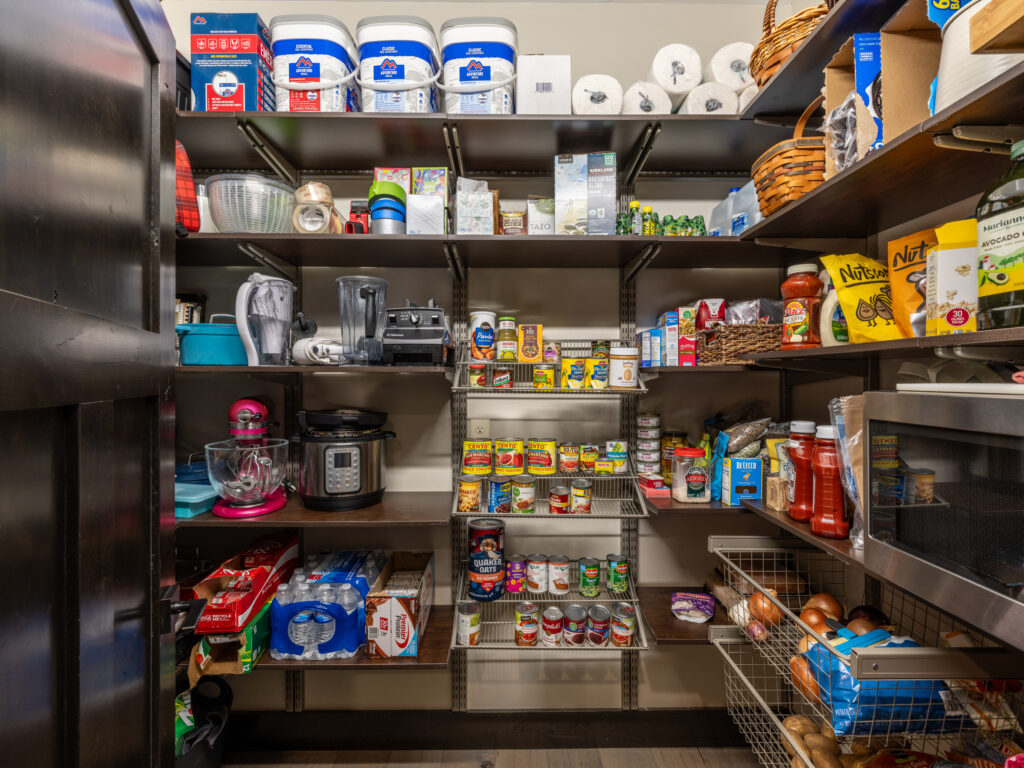 449 Minni Hall, pantry