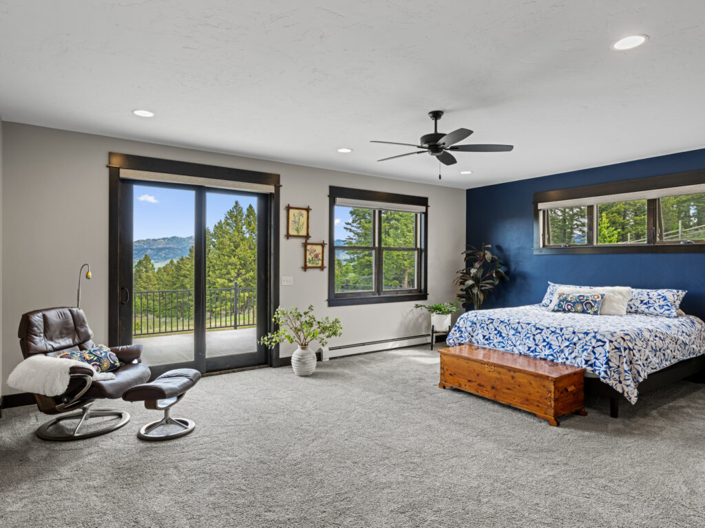 449 Minni Hall, primary bedroom