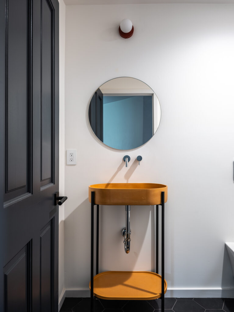 370 Star Ridge, new half bath