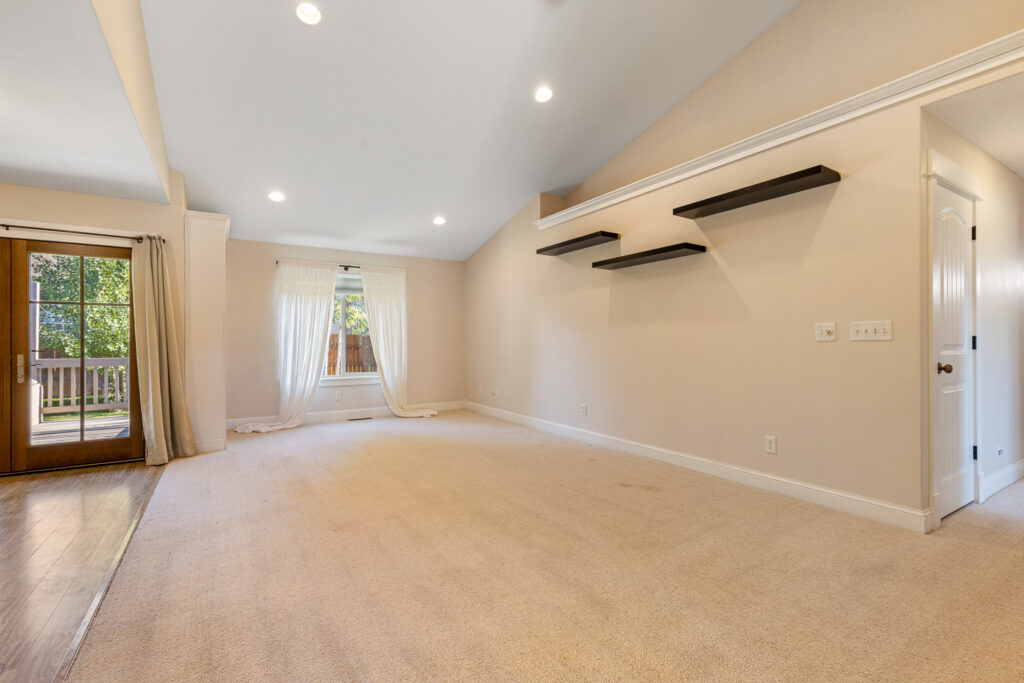 42 Indian Grove, living room