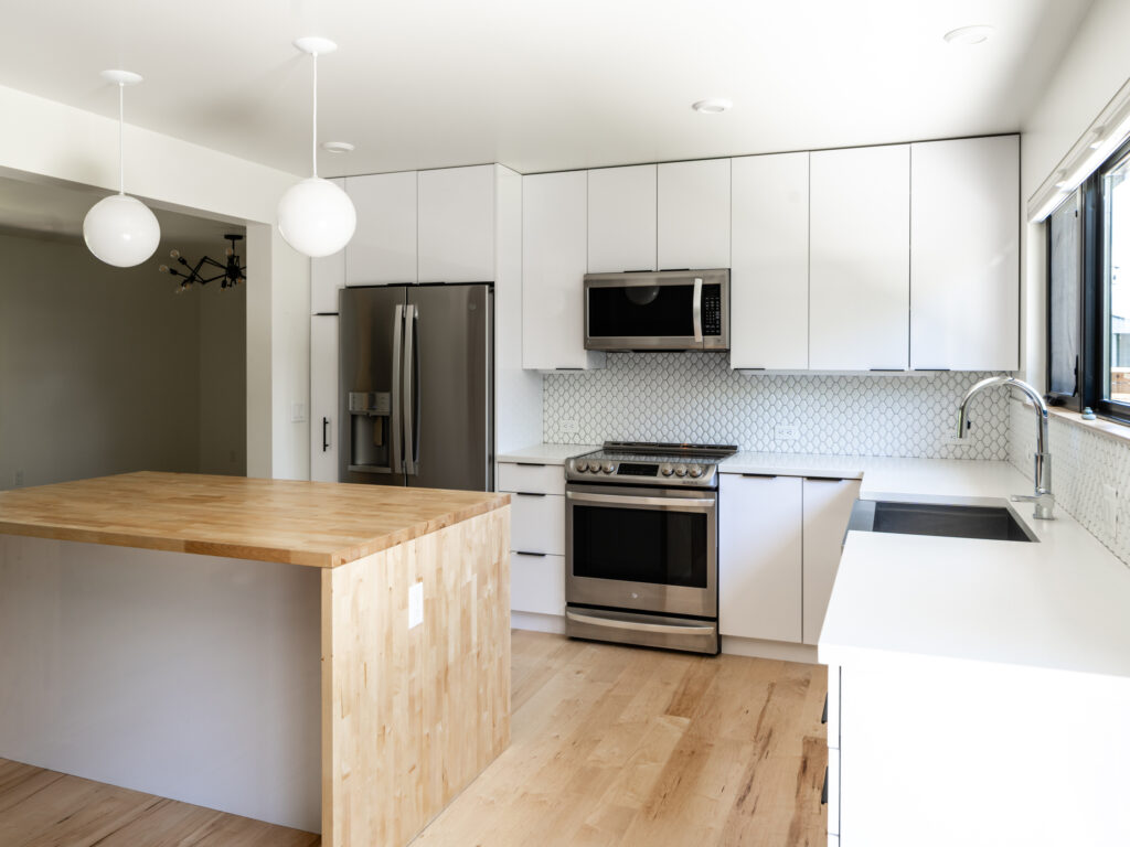 1206 N Cedarview, kitchen