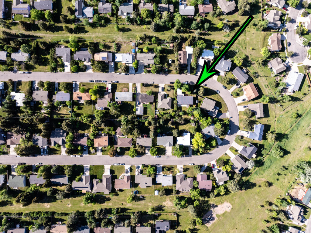 1206 N Cedarview, aerial view with arrows