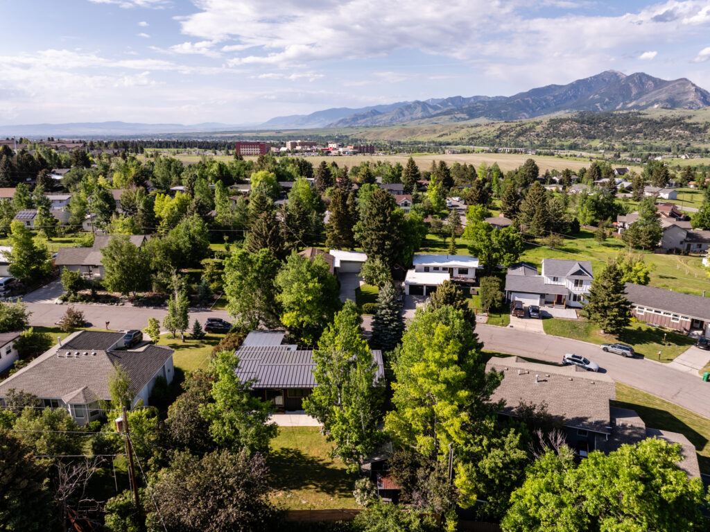 1206 N Cedarview, aerial of house
