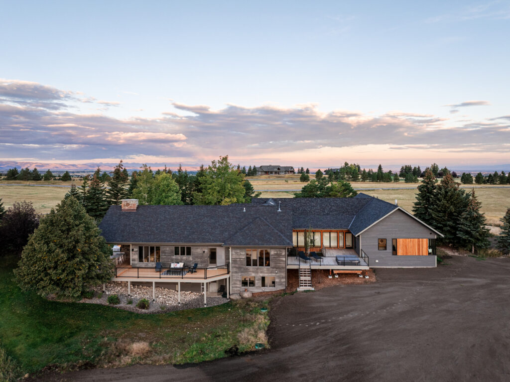 370 Star Ridge, back of house