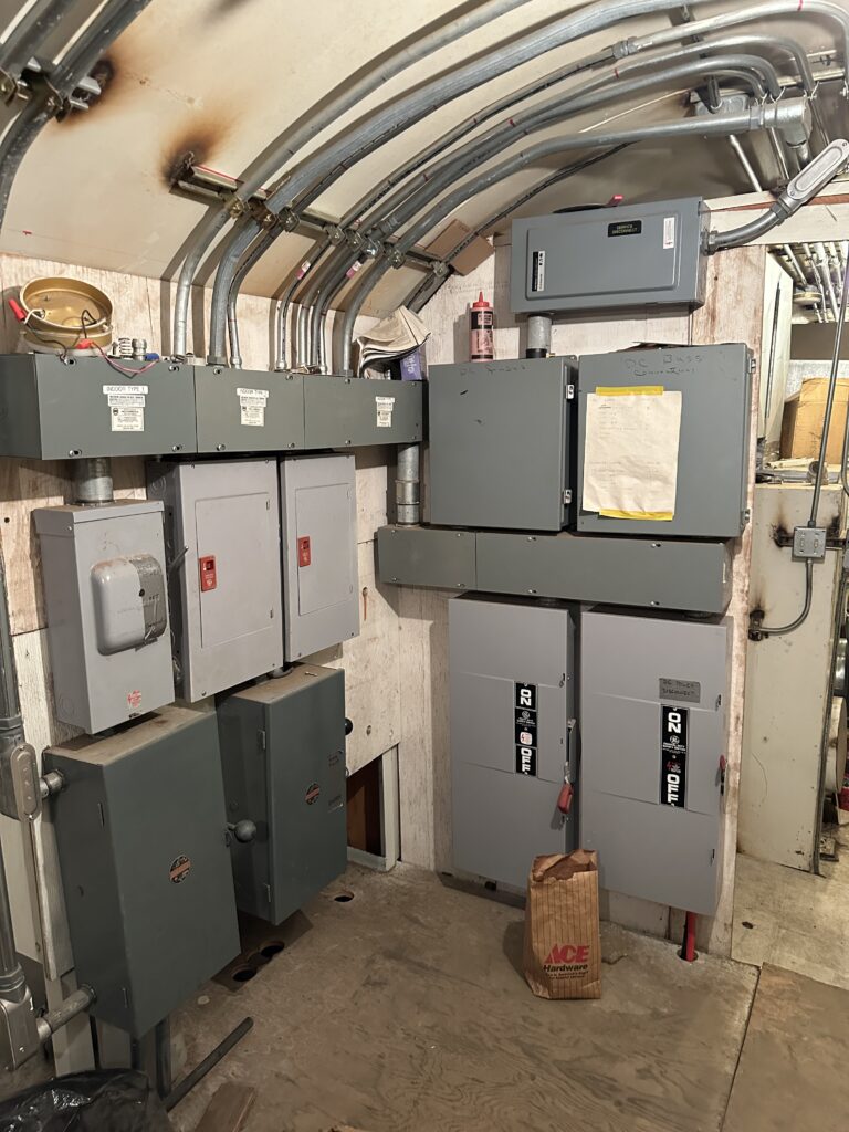 65 Arcturus, Bunker Electrical