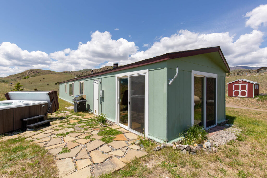 65 Arcturus, exterior of home