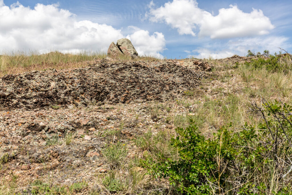 65 Arcturus, rock formation