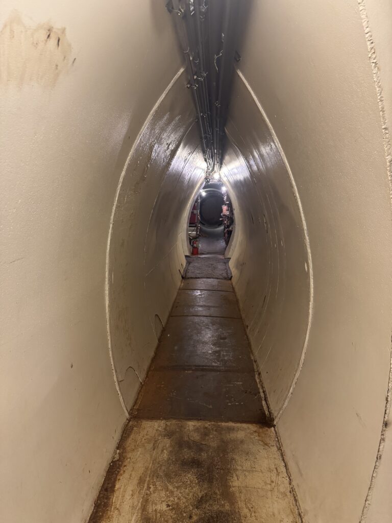 65 Arcturus, Bunker hallway