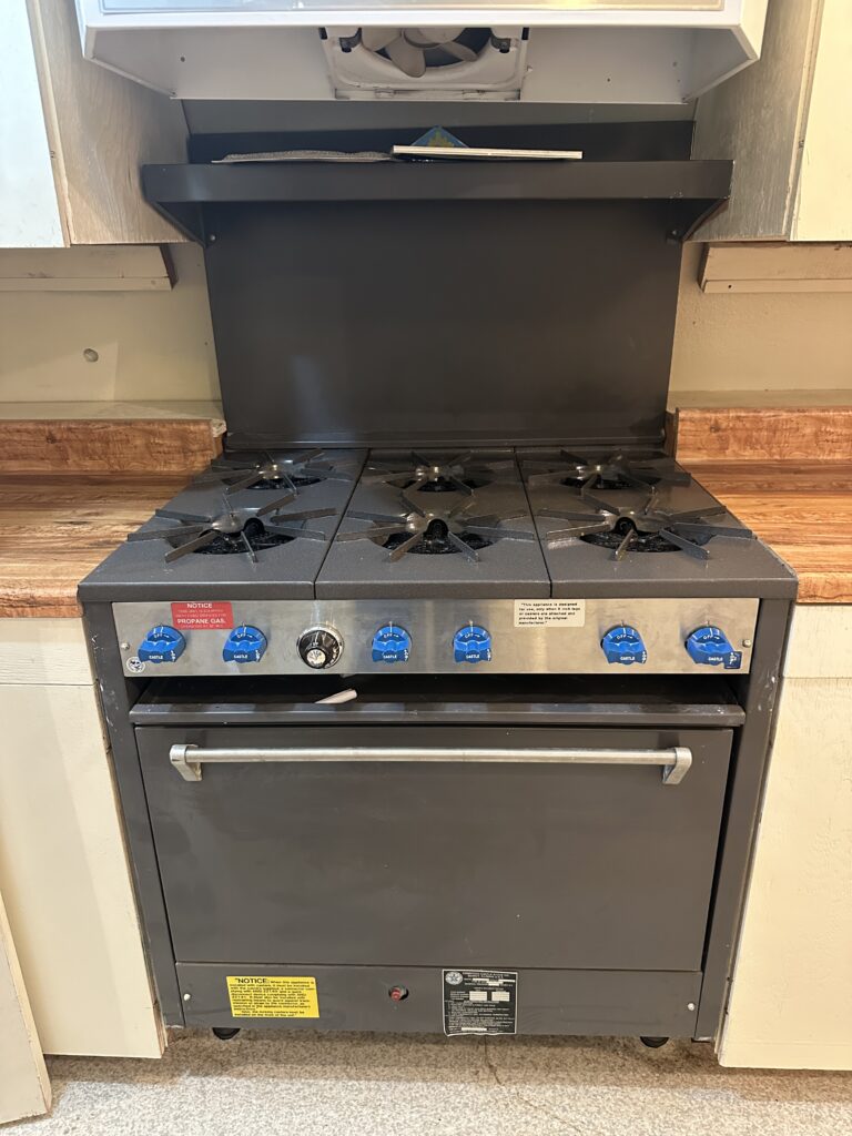 65 Arcturus, Bunker gas stove