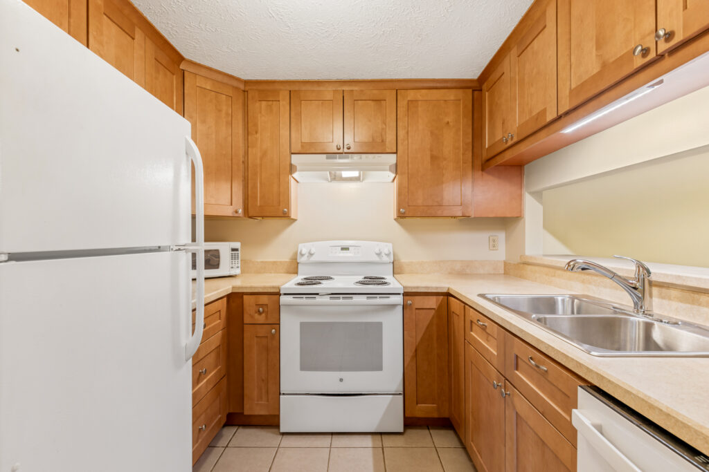 719 S Church #10, kitchen