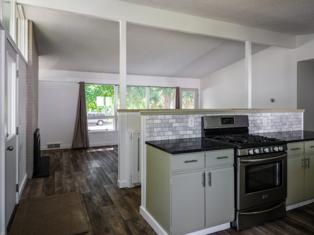 701 S 14th, kitchen facing livingroom