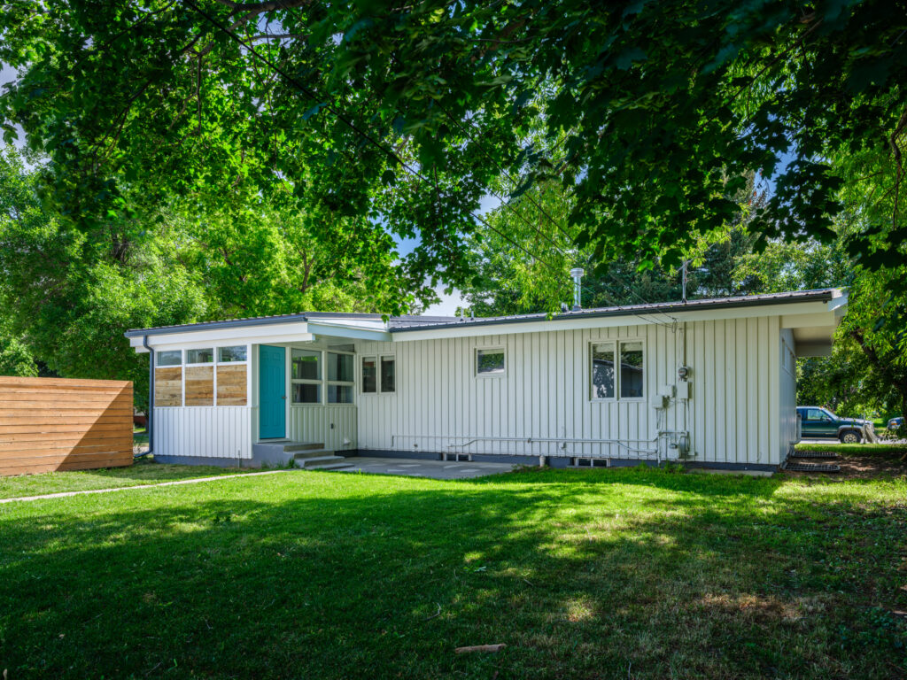 701 S 14th, back of house and patio