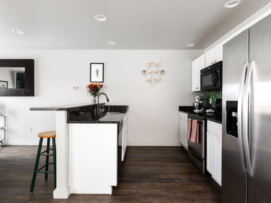 941 Saxon A, kitchen