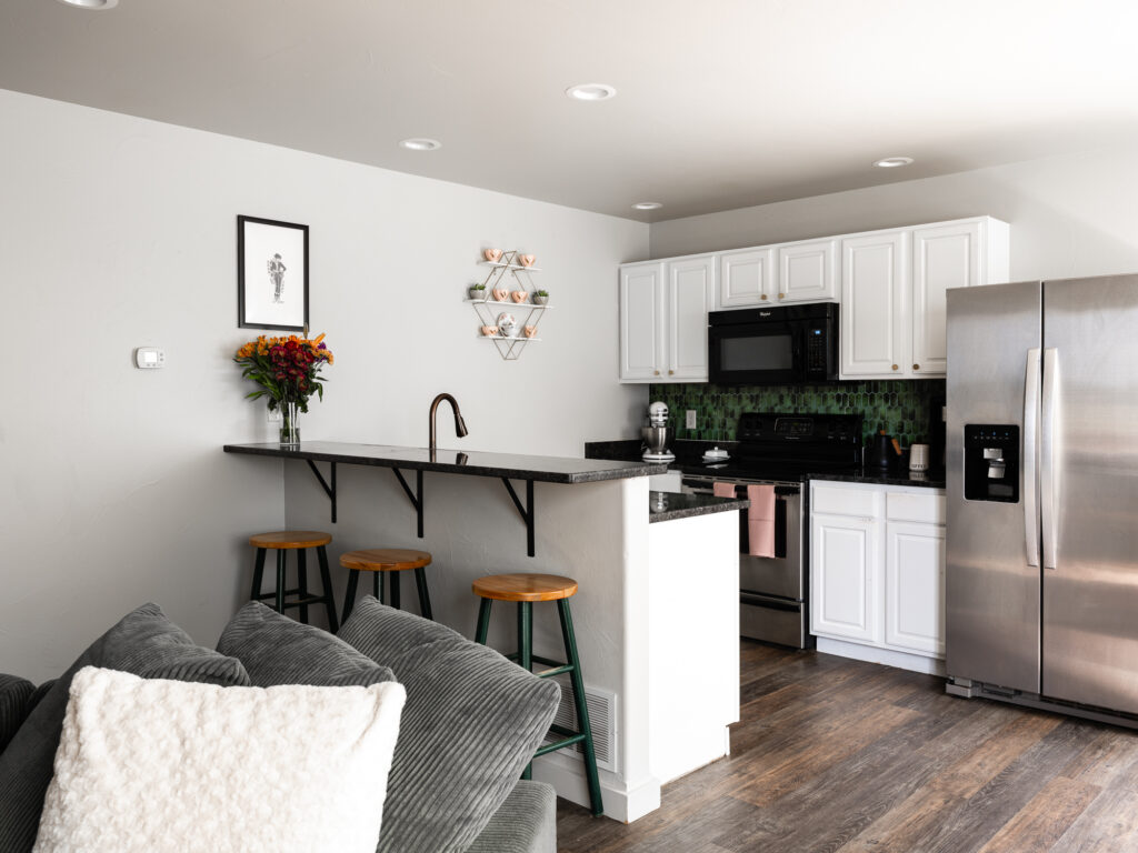 941 Saxon A, kitchen