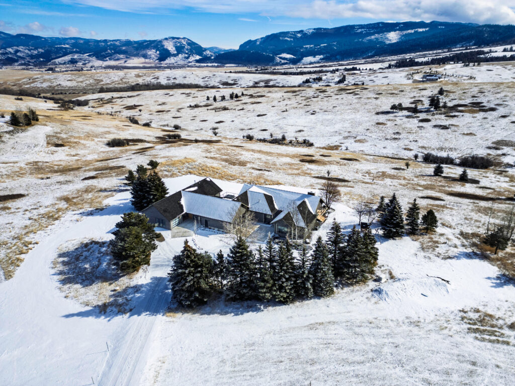 370 Star Ridge - Aerial front of property