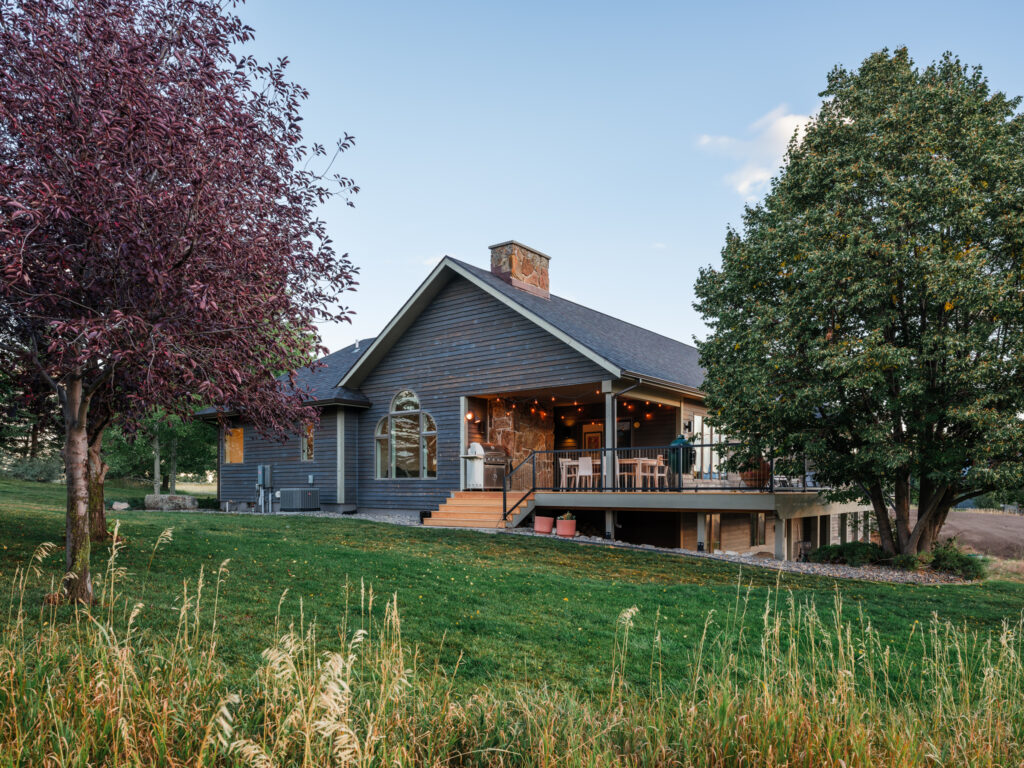 370 Star Ridge - South side deck