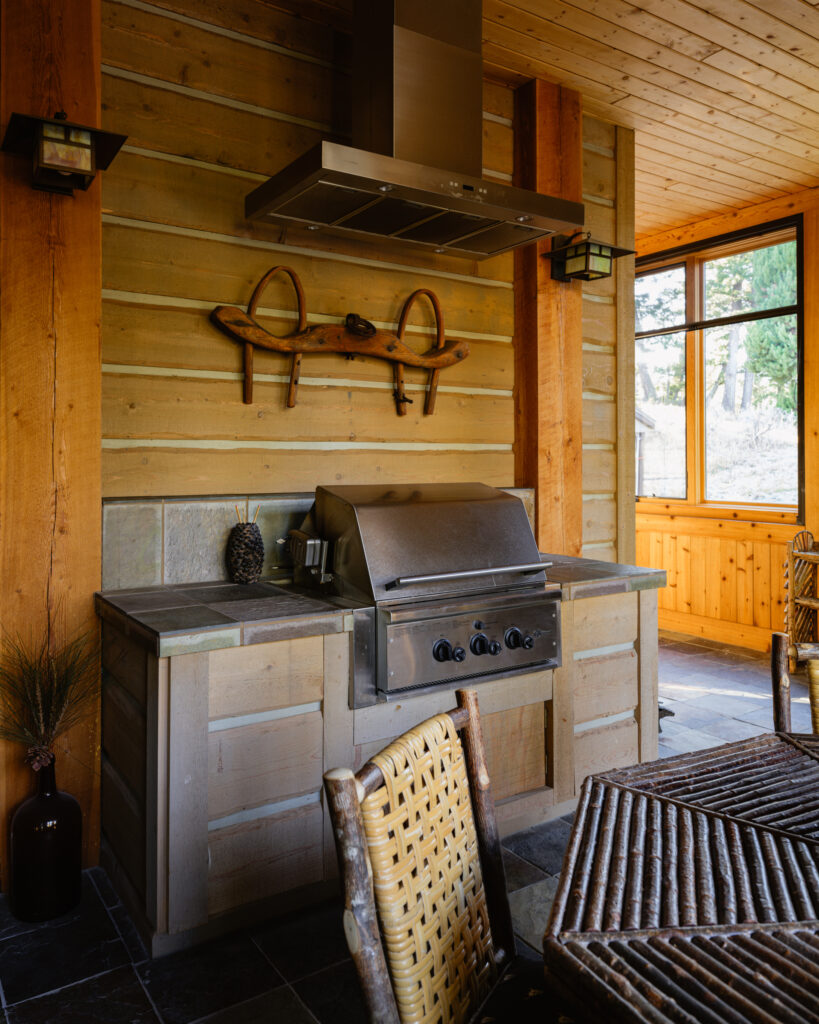1055 Skywood Rd, sunroom with built in grill