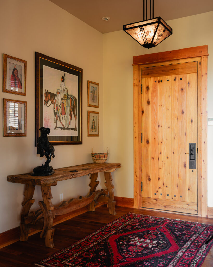 1055 Skywood Rd, entry interior