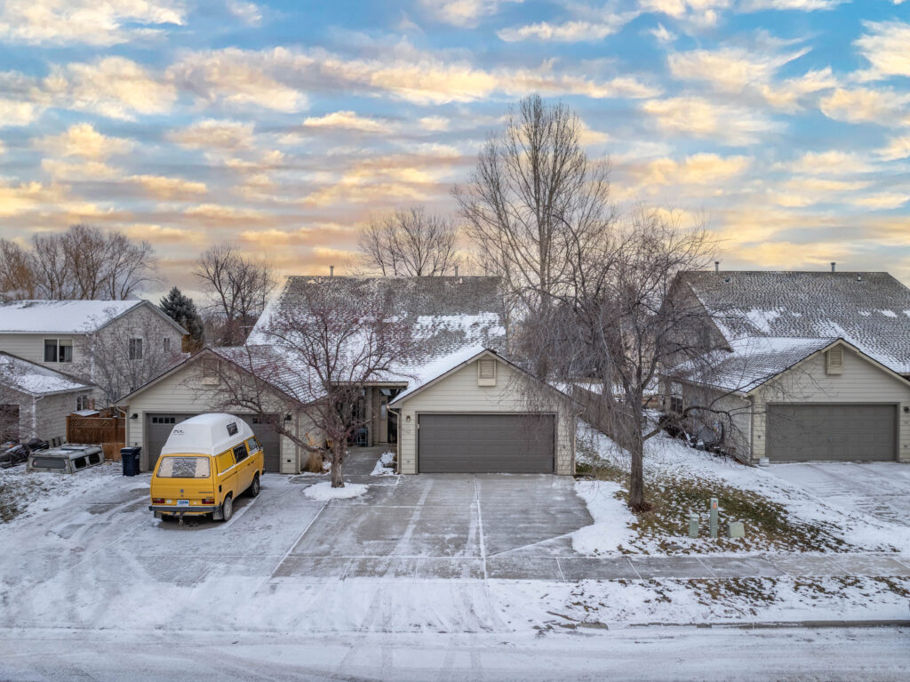 42 N 25th Ave - aerial of front