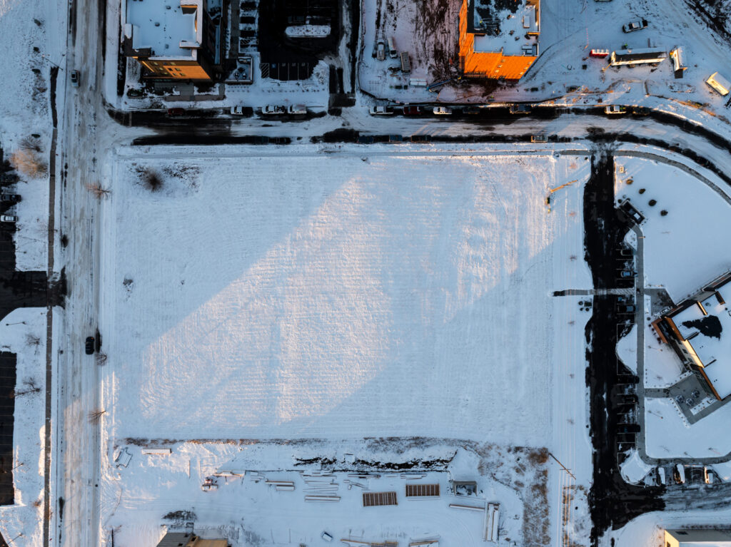 3646 N 27th Ave - aerial, close up of property