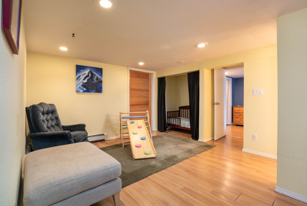 810 N Rouse - lower living room