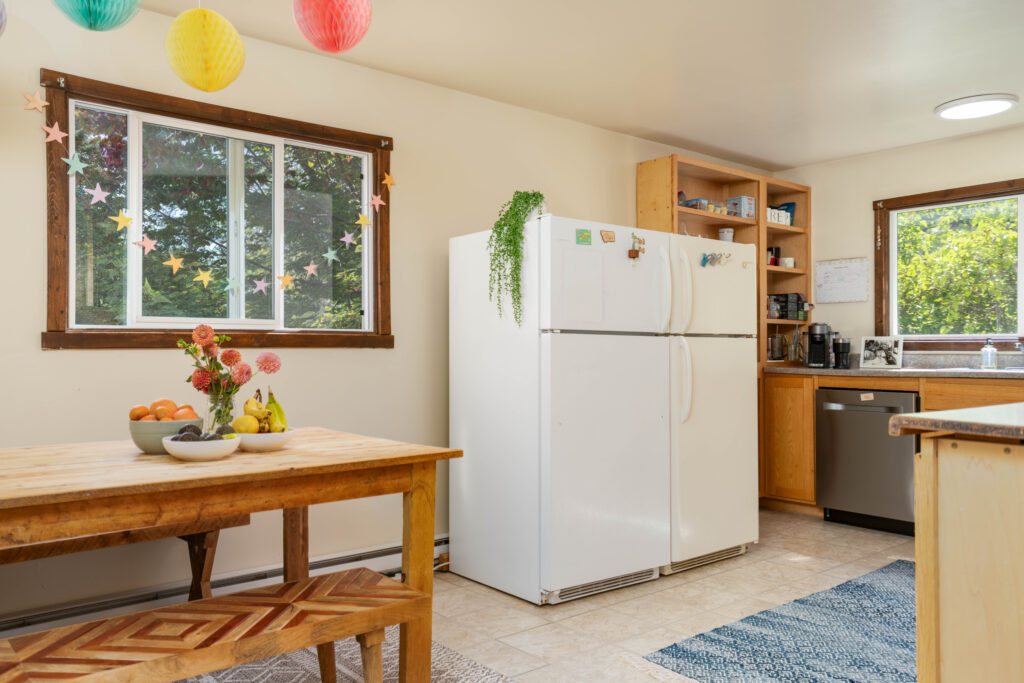 310 W Story Ave S Unit - kitchen