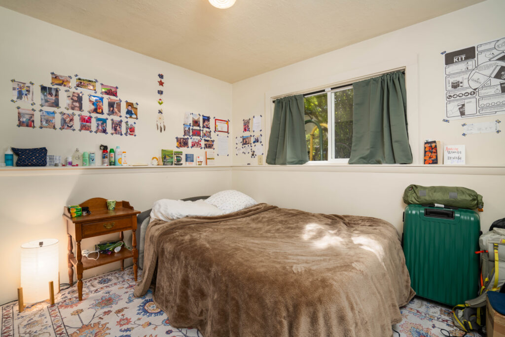 310 W Story Ave S Unit - bedroom 5