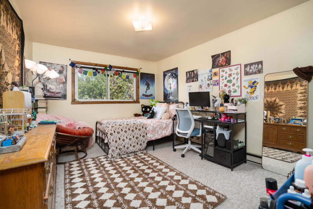 310 W Story Ave N Unit - bedroom 5