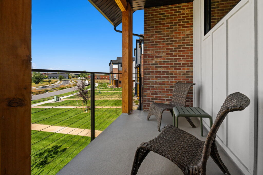 211 Bridger Vale - junior suite deck