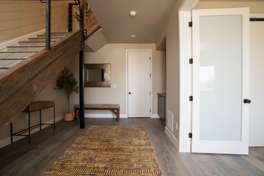 211 Bridger Vale - entry