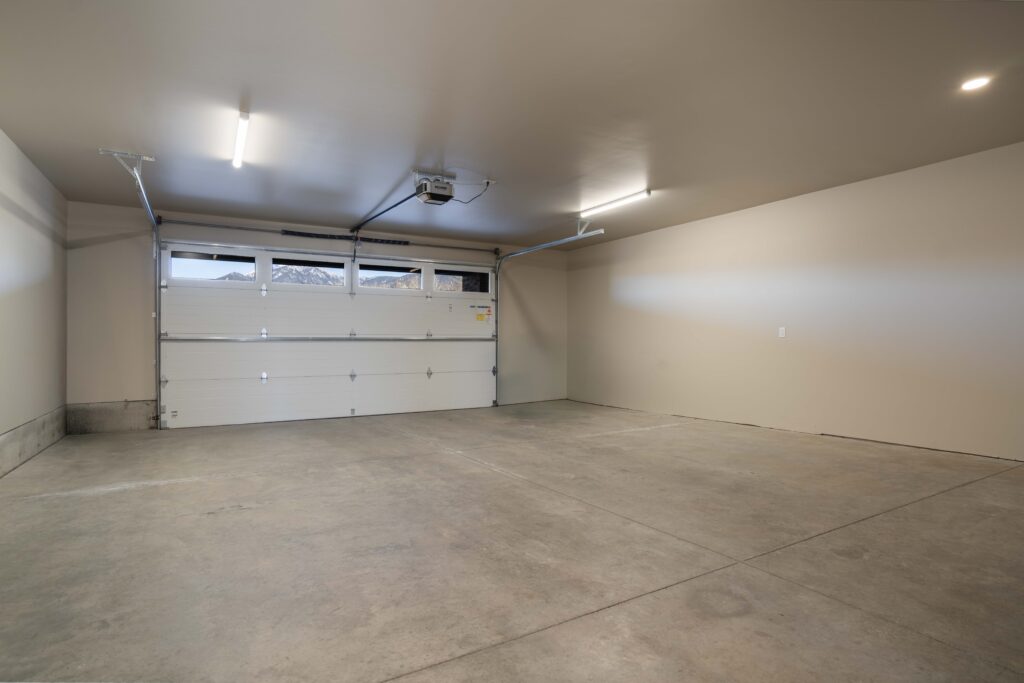 211 Bridger Vale - garage