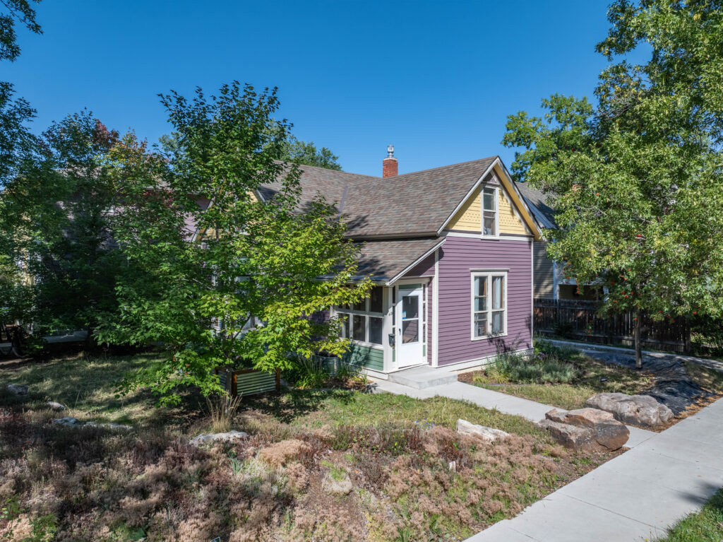 419 S 3rd Ave - front of property