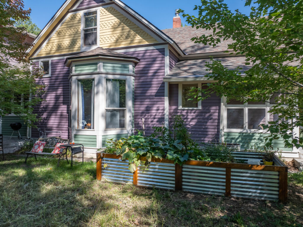 419 S 3rd Ave - side view with planters