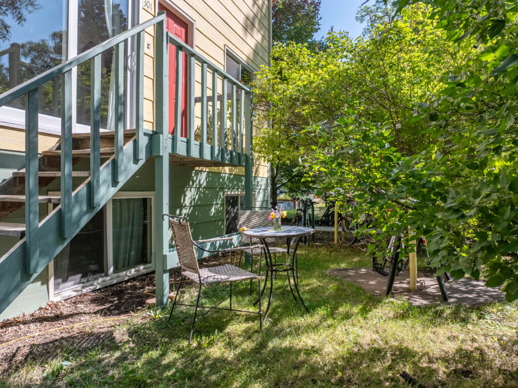 301 W Story S Unit - outdoor space